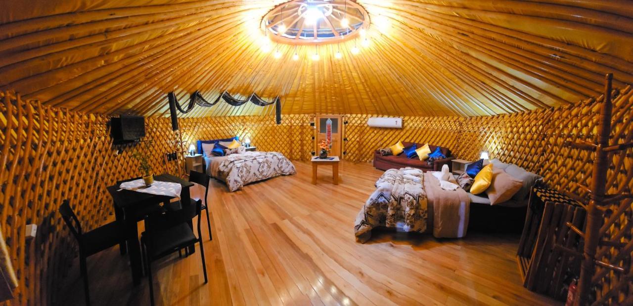 Casa Campo Yurt 1 Gengiscan Tenda Mongolica Wifi อูรูบิซิ ภายนอก รูปภาพ